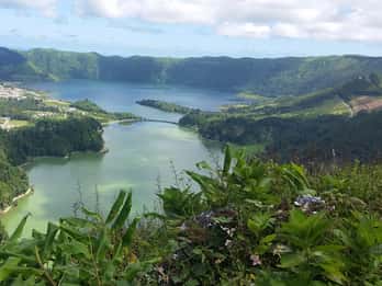 De Ponta Delgada: Excursão de um dia aos Lagos das Sete Cidades e à Lagoa do Fogo