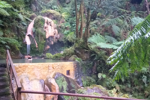 Desde Ponta Delgada: Excursión de un Día a los Lagos de Sete Cidades y el Lago de Fuego