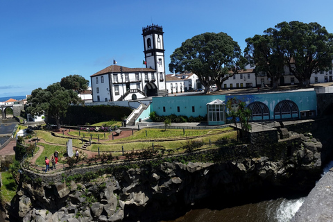 Da Ponta Delgada: Tour di un giorno dei laghi di Sete Cidades e del lago di fuoco