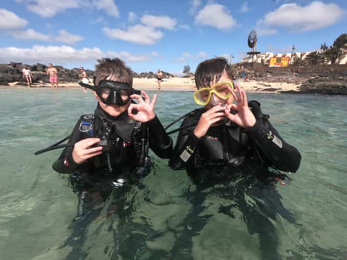 From Lanzarote: Introductory Adventure Dive at 6 Meters