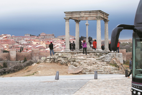 Från Madrid: Ávila och Segovia Guidad dagsutflyktGuidad dagsutflykt till Ávila och Segovia utan Alcazar-tur