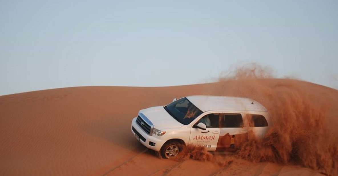 Dubai: Ørkensafari med sandbrett, kamelridning & grillmat