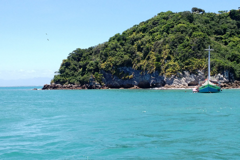 Búzios: Goleta, tour de la ciudad en tranvía y almuerzo en Búzios