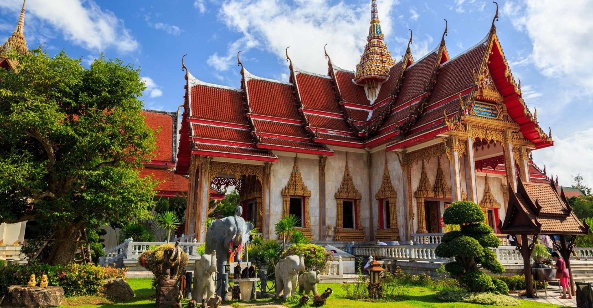 Phuket, Old Town, Chalong Temple, and Great Buddha Van Tour - Housity