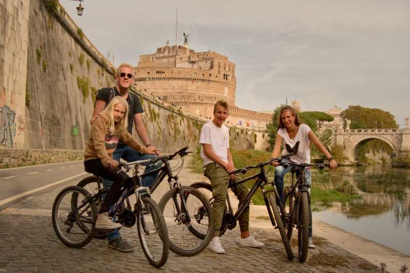 Roma: noleggio di 3 ore di E-Bike con attrazioni opzionali