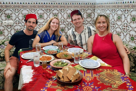 Marrakech: cours de cuisine marocaine traditionnelle et visite du marchéCours de cuisine privé