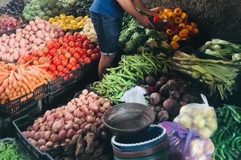 Marrakech: cours de cuisine marocaine traditionnelle et visite du marchéCours de cuisine privé