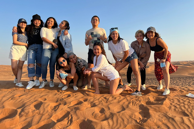 Dubaï : safari dans le désert des dunes rouges en soirée avec dîner buffet