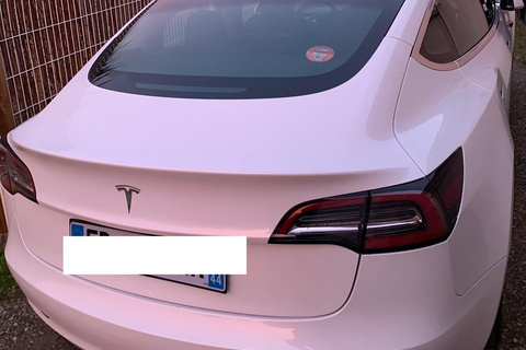 Trasferimento Saint Nazaire verso Aéroport de Nantes NTE in Tesla