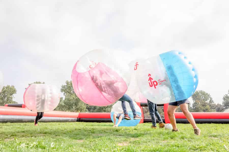Amsterdam: Privates Bubble-Fußballspiel. Foto: GetYourGuide Amsterdam: Privates Bubble-Fußballspiel. Foto: GetYourGuide