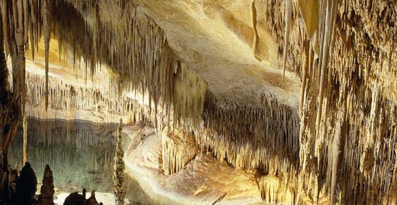 Mallorca: Ticket für die Höhlen von Drach mit Abholung