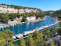 Cassis, Calanques National Park Standup Paddleboard Tour - Housity