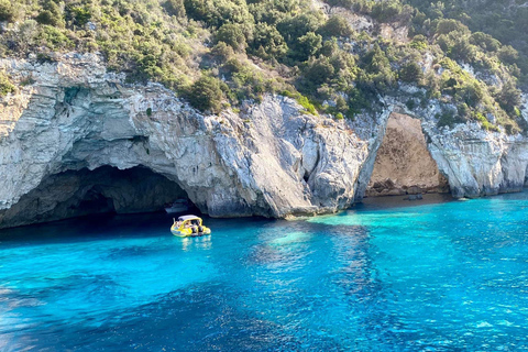 From Lefkimmi: Paxos, Antipaxos & Blue Caves Speedboat Tour