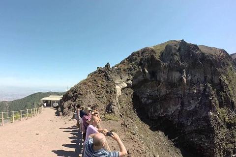 From Sorrento: Skip-the-Line Guided Vesuvius Hike and Lunch