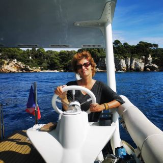 Da Juan les Pins: tour privato in barca solare della Costa Azzurra