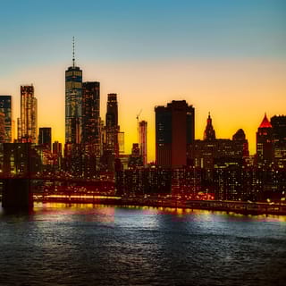New York: crociera con cena a buffet sullo skyline di Manhattan con DJ dal vivo
