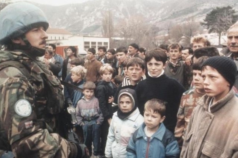 Sarajevo: tour en grupos pequeños al complejo conmemorativo de SrebrenicaSrebrenica Tour desde Sarajevo