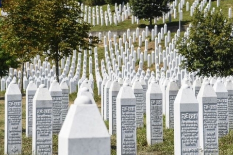 Sarajewo: Wycieczka w małej grupie do kompleksu pamięci SrebrenicaSrebrenica Tour z Sarajewa
