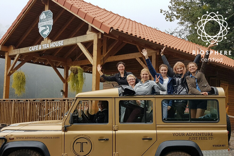 Madeira: Excursão de 1 dia em jipe particular a leste ou oesteMadeira: Excursão Privada de Jeep de Dia Inteiro (Leste ou Oeste)