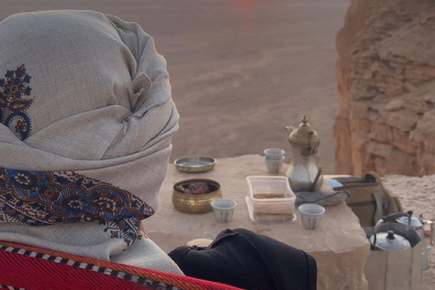 Riyadh: Adventure Edge of the World