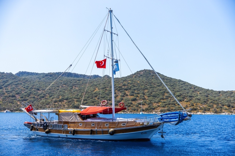 Kas: tour en barco por la playa de Limanagzi y de isla en isla con almuerzo