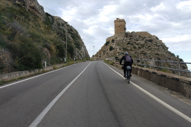 Catania: ElektrofahrradverleihCatania: Ganztägiger Elektrofahrradverleih