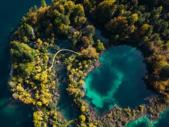 Split: Self-Guided Plitvice Lakes Day Tour with Boat Ride