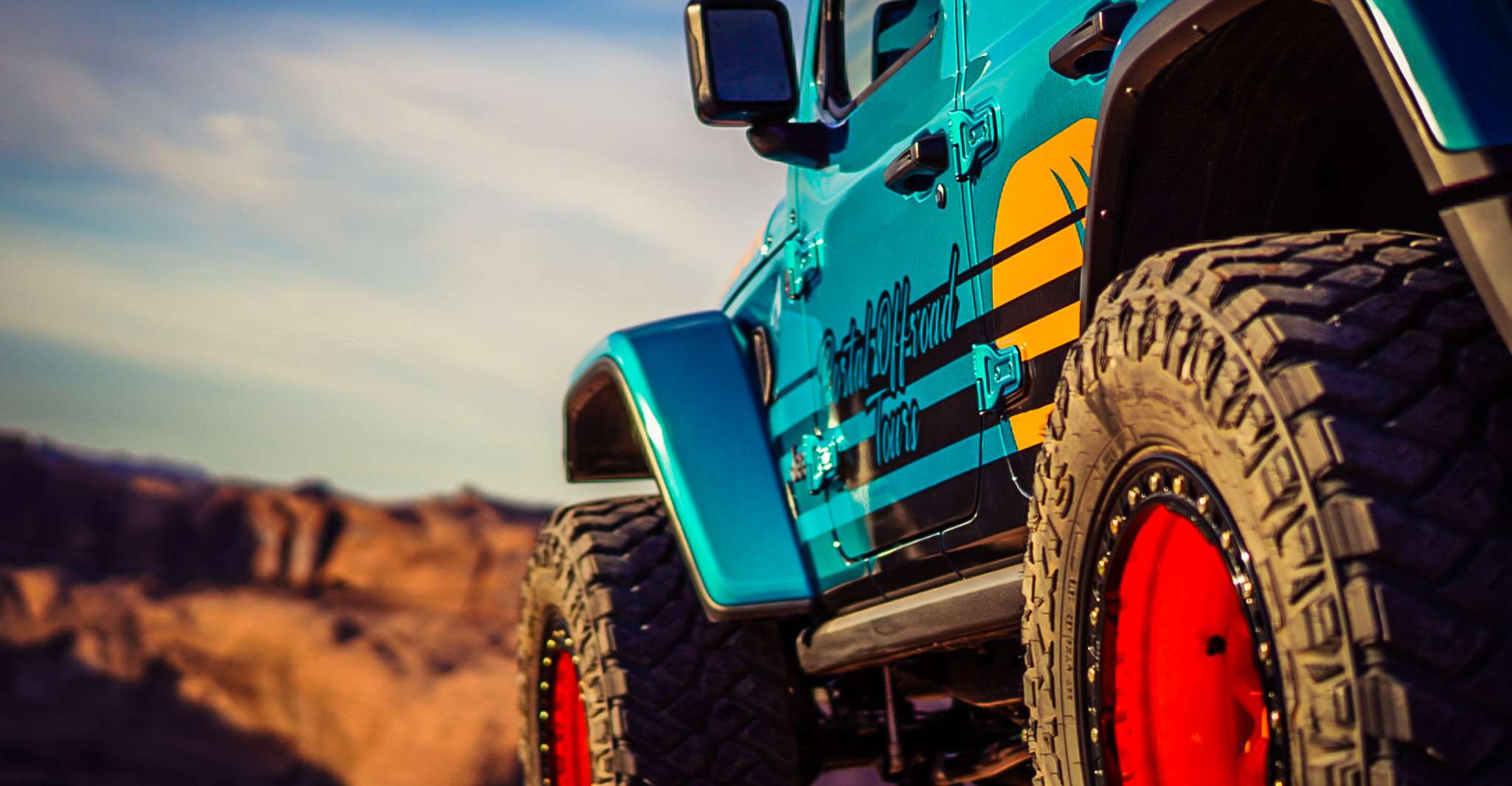 Moab, Off-Road Hell's Revenge Trail Private Jeep Tour - Housity