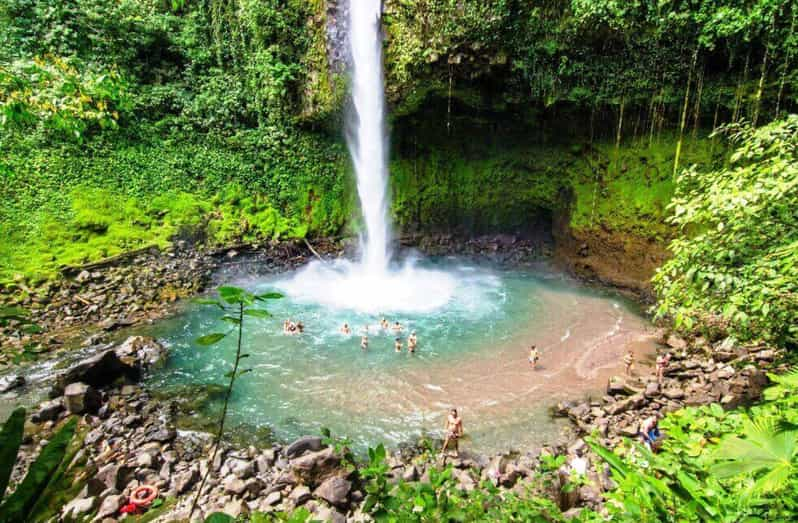 Jaco Arenal Vulkan Fortuna Wasserfall und heiße Quellen Tour