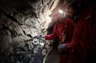 Canmore: Geführte Abenteuertour durch die Rat's Nest Cave