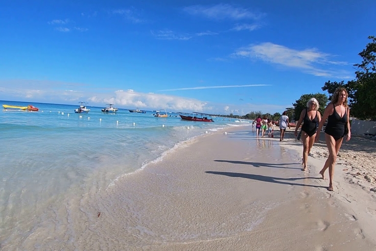 From Montego Bay: Negril Beach & Rick's Cafe Sunset Day Trip