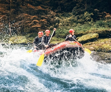 Palfau: rafting avançado de dia inteiro no rio Salza