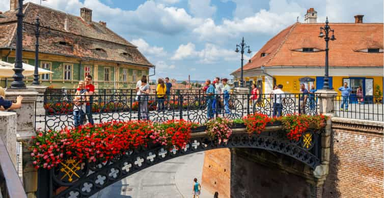 Pictures from Romania: a description of Sibiu, German Hermannstadt, a  historical town in Transylvania (Romania)