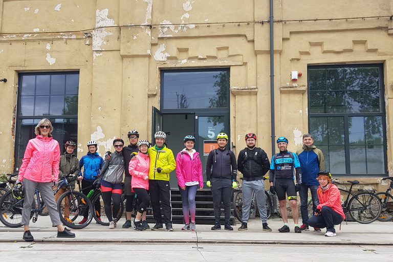 Vilna: tour alternativo guiado en bicicleta por la ciudad de Vilna