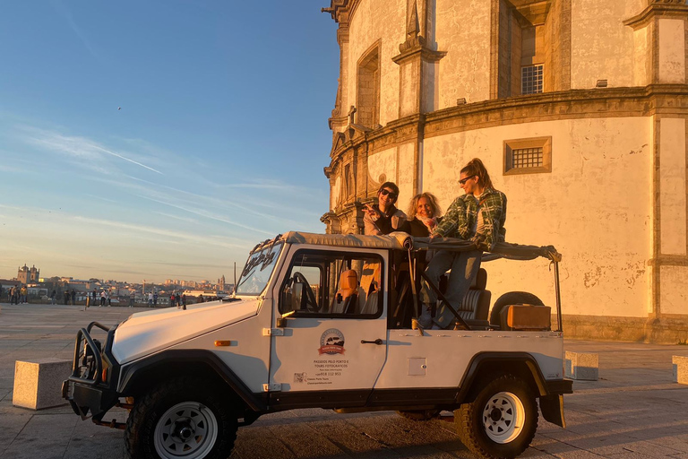 Historische avontuurlijke converteerbare UMM Portugese militaire jeepStandaard optie