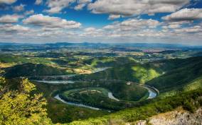 From Belgrade: Full-Day Guided Tour of West Serbia