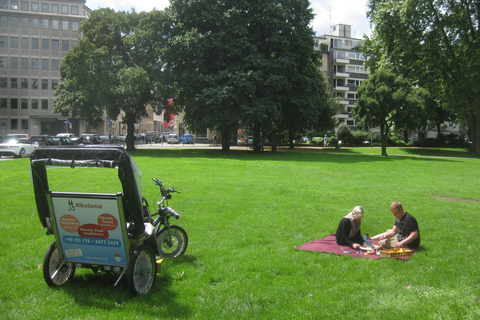 Köln: Rickshaw picknick och park tur, 2 persRickshaw för 2 personer