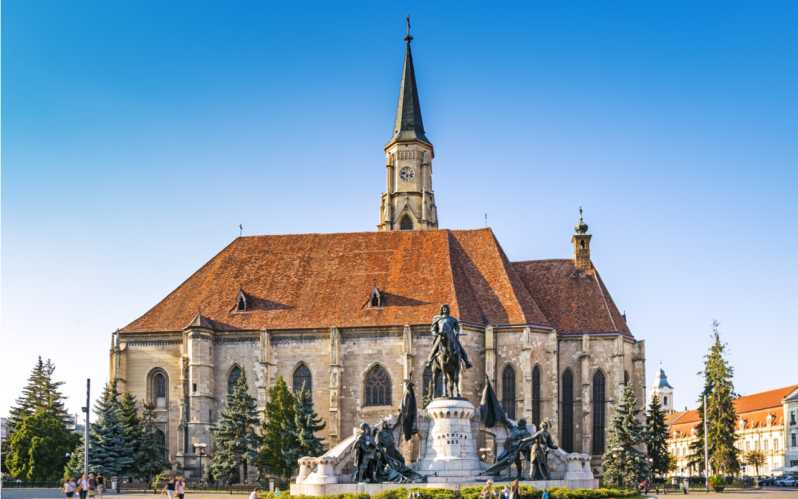 Cluj: gioco di esplorazione della città medievale