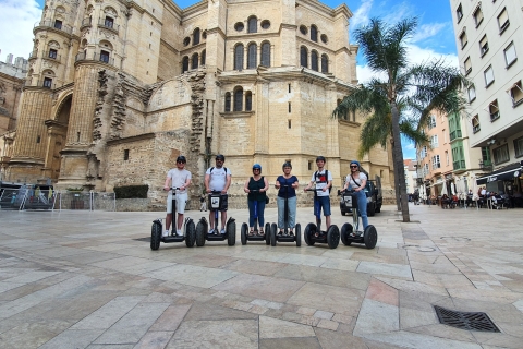Málaga: tour en segway y scooter por el parque, el puerto y el castilloTour de 1.5 horas