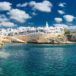Menorca: Binibeca and Mahon Tour with Catamaran and Pickup