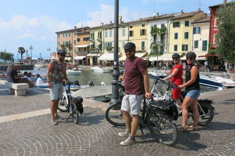 Desde Verona: Lago de Garda E-Bike tour con almuerzo AUTOGUIADO