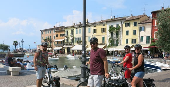 Von Verona aus: Gardasee E-Bike Tour mit Mittagessen SELBSTGEFÜHRT