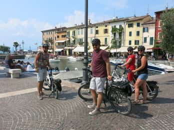 Von Verona aus: Gardasee E-Bike Tour mit Mittagessen SELBSTGEFÜHRT