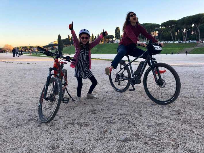 Roma: Excursión en E-bike por la Vía Apia Catacumbas, Acueductos y Almuerzo