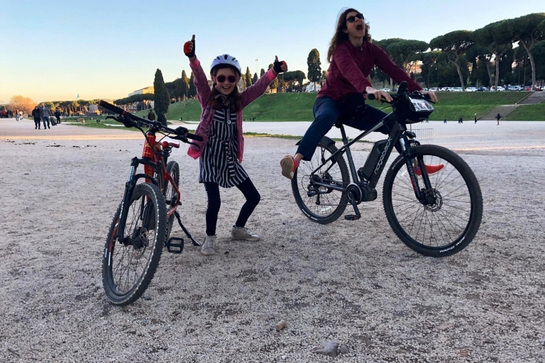 Rome: Appian Way E-Bike Tour with Picnic and Catacomb Option Appian Way, Aqueducts and Picnic