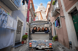 Lissabon: Private Tuk-Tuk-Tour mit Führung