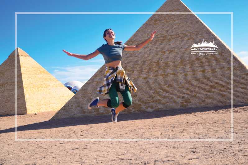 Hurghada: Mini Egypt Park with Transfers