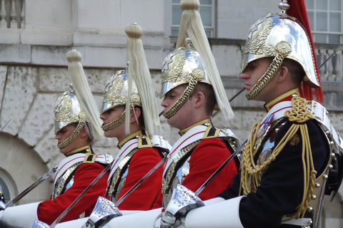 Londen en Windsor: rondleiding door de hele dag door koninklijke locatiesLonden &amp; Windsor: Royal Sites: dagvullende tour met gids