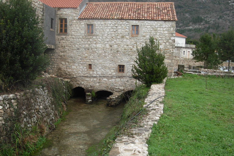 Dubrovnik: Deep Red Wine Tour of Pelješac