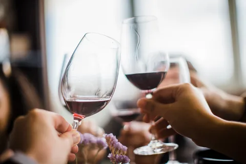Tour privato di degustazione di vini a Lisbona